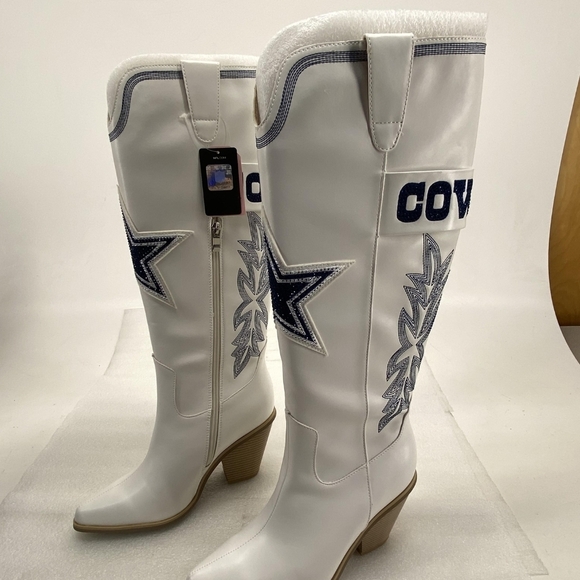 Shoes - NWT DALLAS COWBOY COWGIRL BOOTS with Blue Embroidery